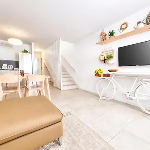 Сasa de vacaciones La Isleñavivienda Vacacional Nuevo A 500m De La Playa Wifi Rápido, Playa Blanca (Lanzarote)