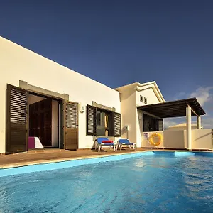 Charcones Holiday home